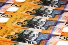 Many Australian 50 dollar notes